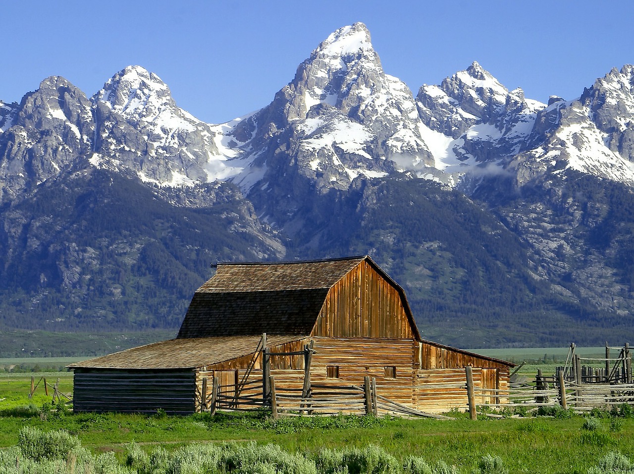 Grand Teton mountains